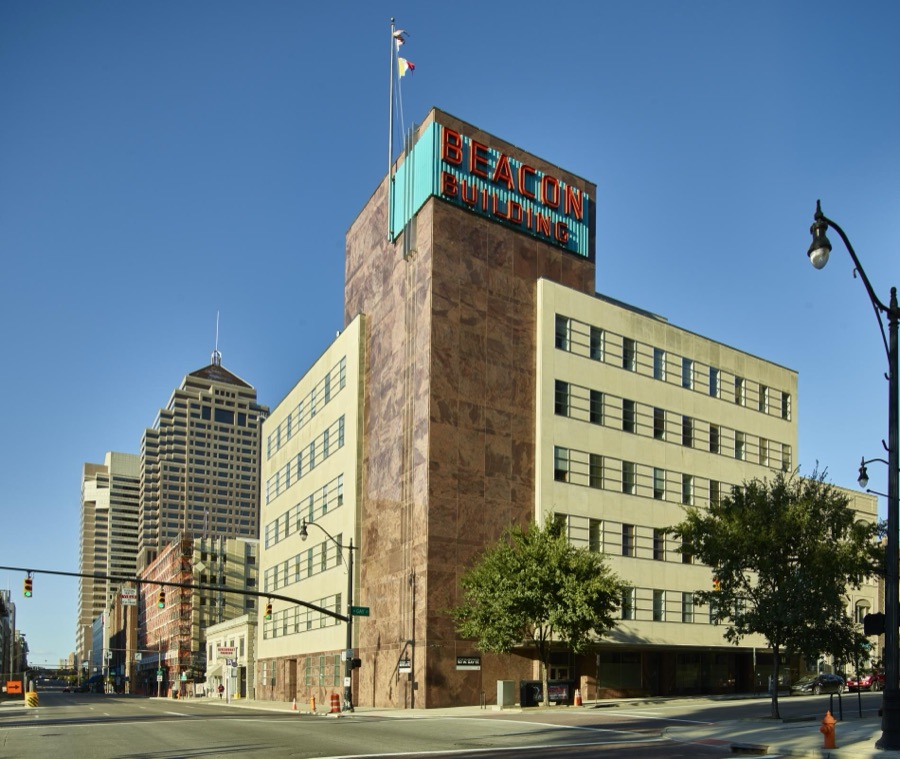 View of the Beacon Building, built in 1957 in Columbus, Ohio