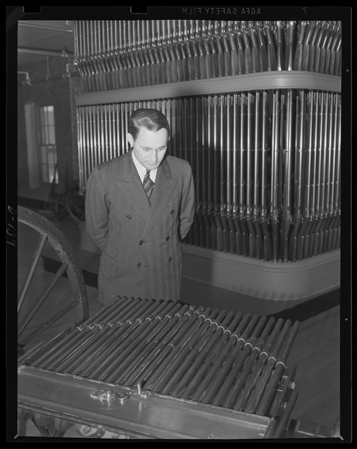 The granddaddy of the machine gun. The multi-barreled Billinghurst-Requa Battery gun of 1862. The modern descendents of the battery gun, the latest type of machine gun, are now being produced in large quantities at the armory in the war program