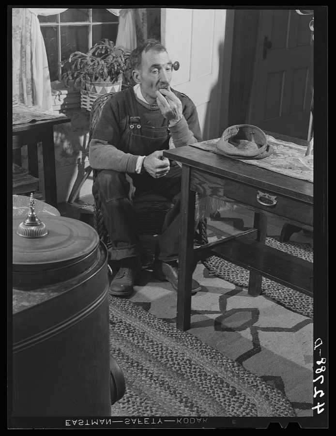 Manuel J. Roberts, Portuguese FSA (Farm Security Administration) client near Falmouth, Massachusetts. He has a ten-acre truck farm, goes scalloping in the fall and takes in tourists in the summer