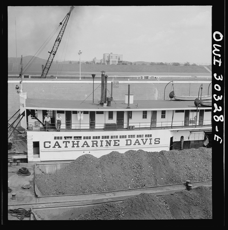 Gallipolis, Ohio. Towboat Katherine Davis in Gallipolis locks