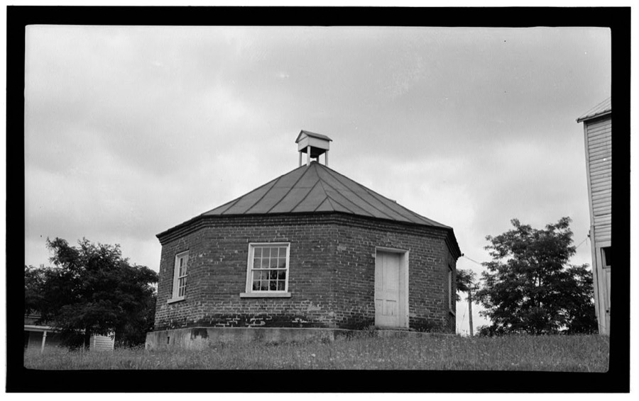 Octagonal Schoolhouse, Sinking Spring, Highland County, OH