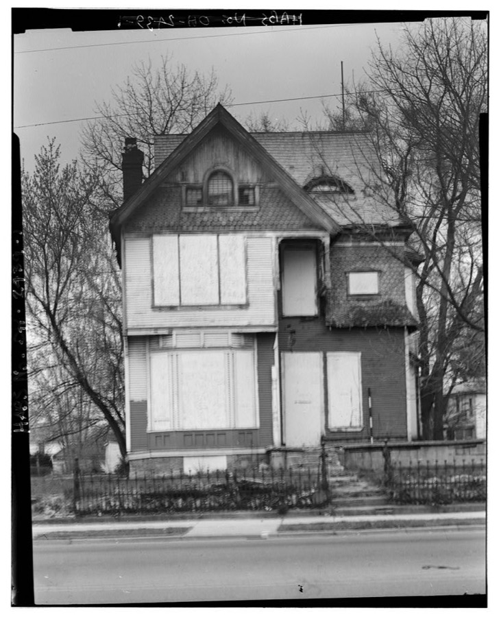 Philip E. Montanus House, 415 South Yellow Springs Road, Springfield, Clark County, OH