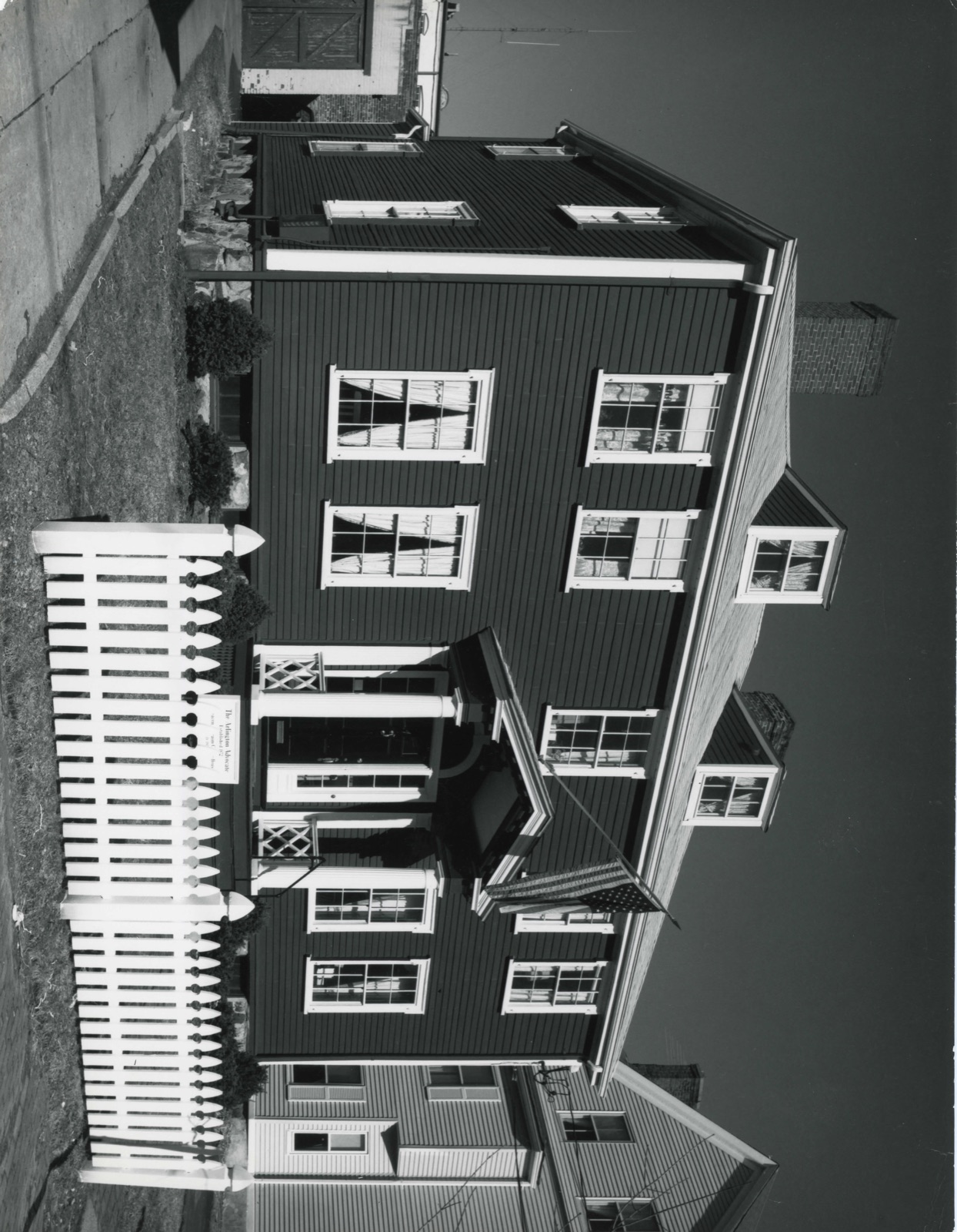 Cutter, Ephraim, House, photograph from the federal nomination