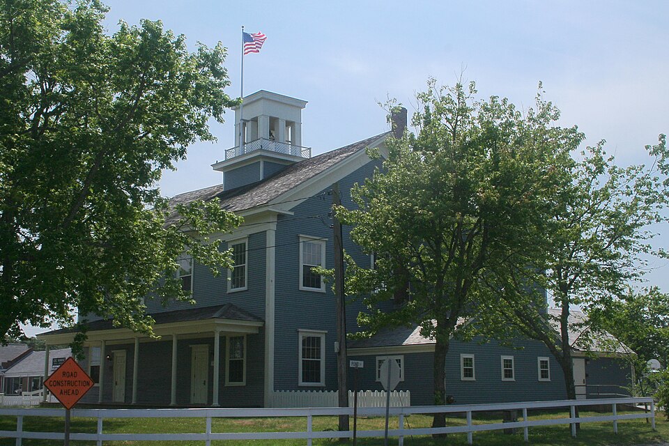 Photograph of West Dennis Graded School