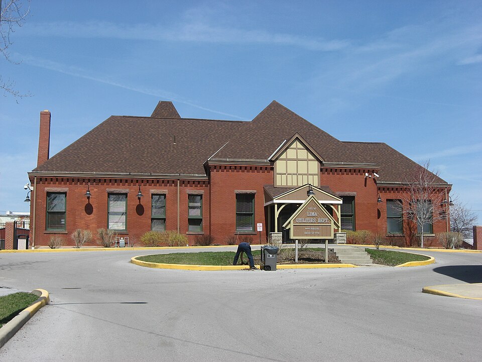 Photograph of Lima station