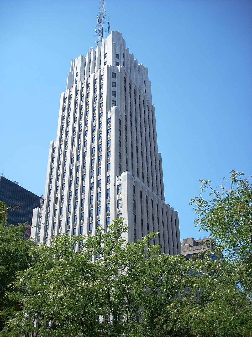 Photograph of Huntington Tower