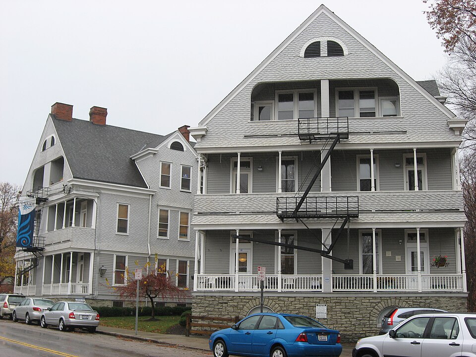 Photograph of Parkside Apartments