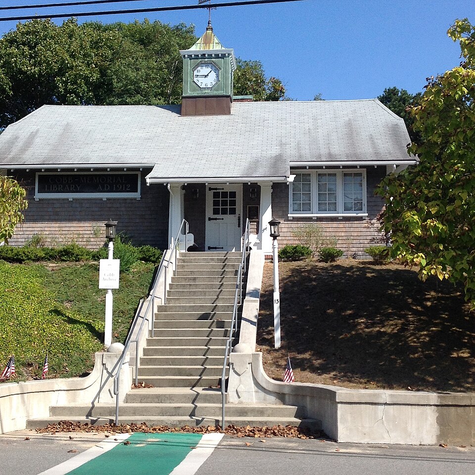 Photograph of Cobb Memorial Library