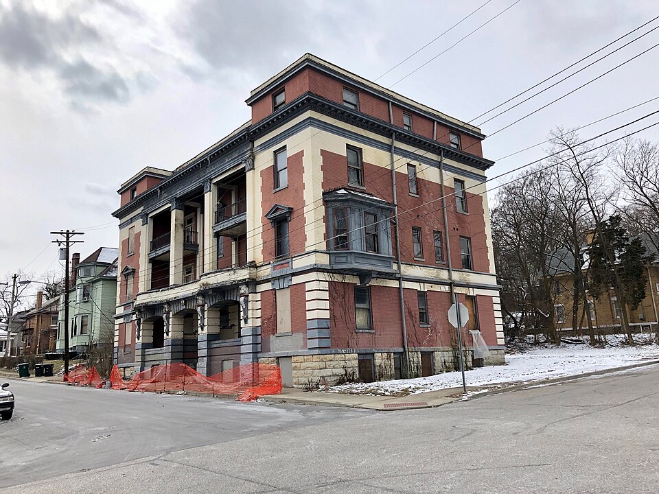 Photograph of Kinsey Apartment Building