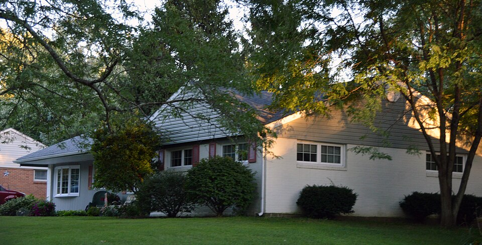 Photograph of Erma Bombeck House