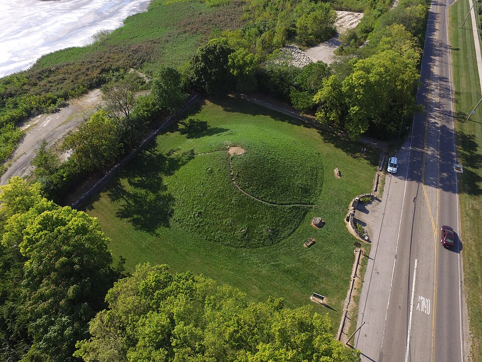 Photograph of Shrum Mound