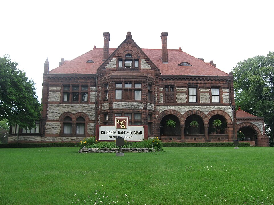 Photograph of East High Street Historic District