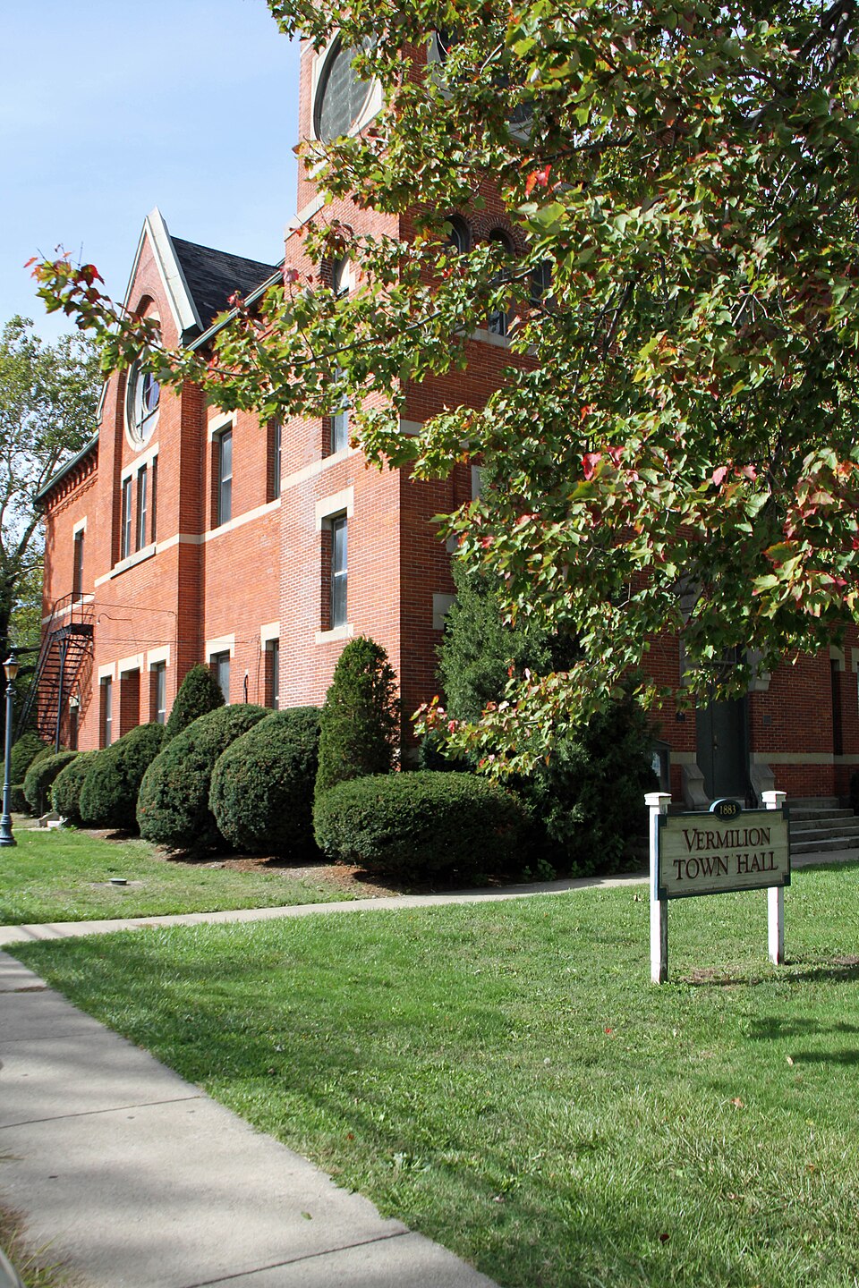 Photograph of Vermilion Town Hall