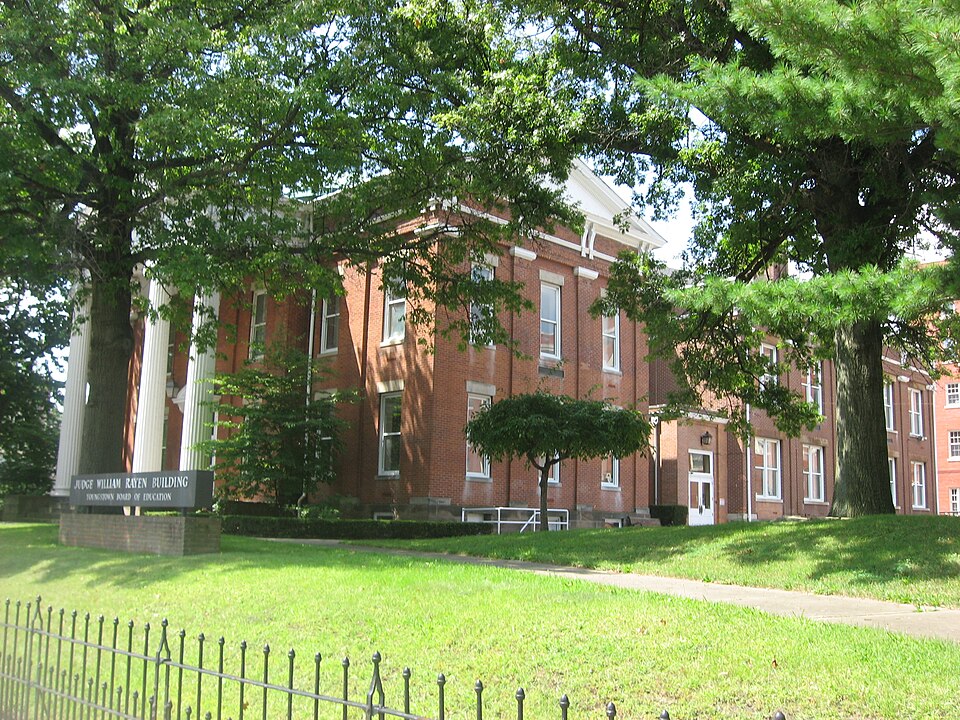 Photograph of Rayen High School