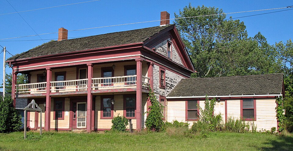 Photograph of New Baltimore Inn
