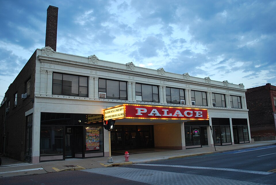Photograph of Lorain Palace Theatre