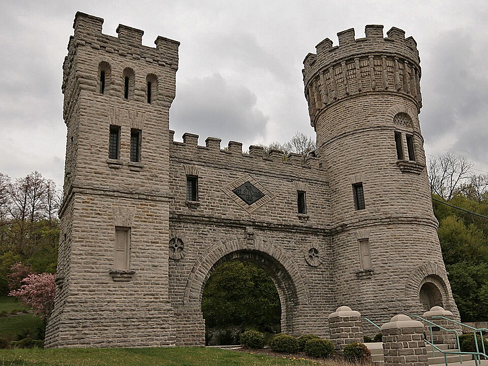 Photograph of Elsinore Arch