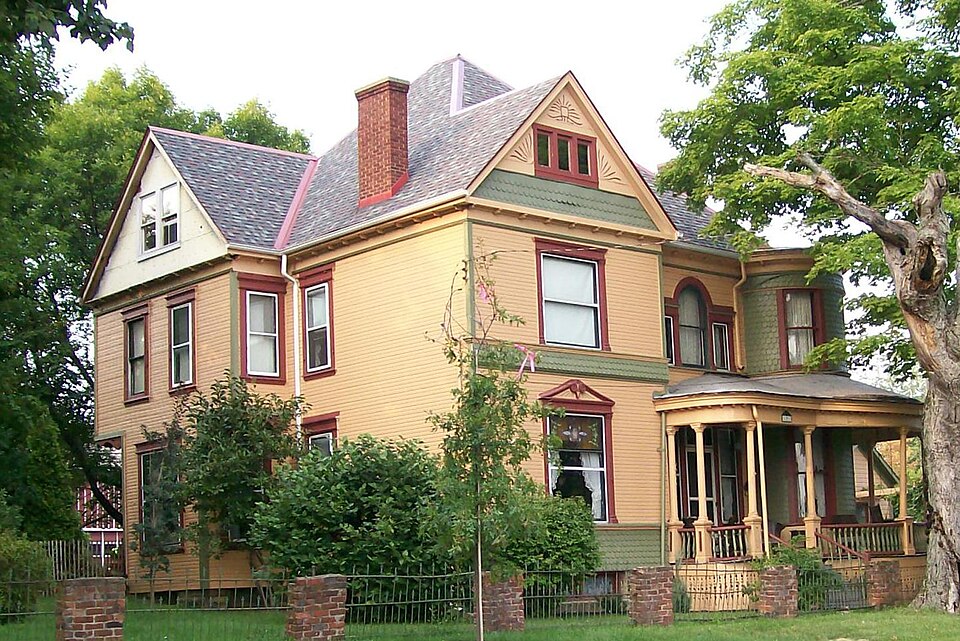Photograph of Dr. Lindley Schooley House and Office