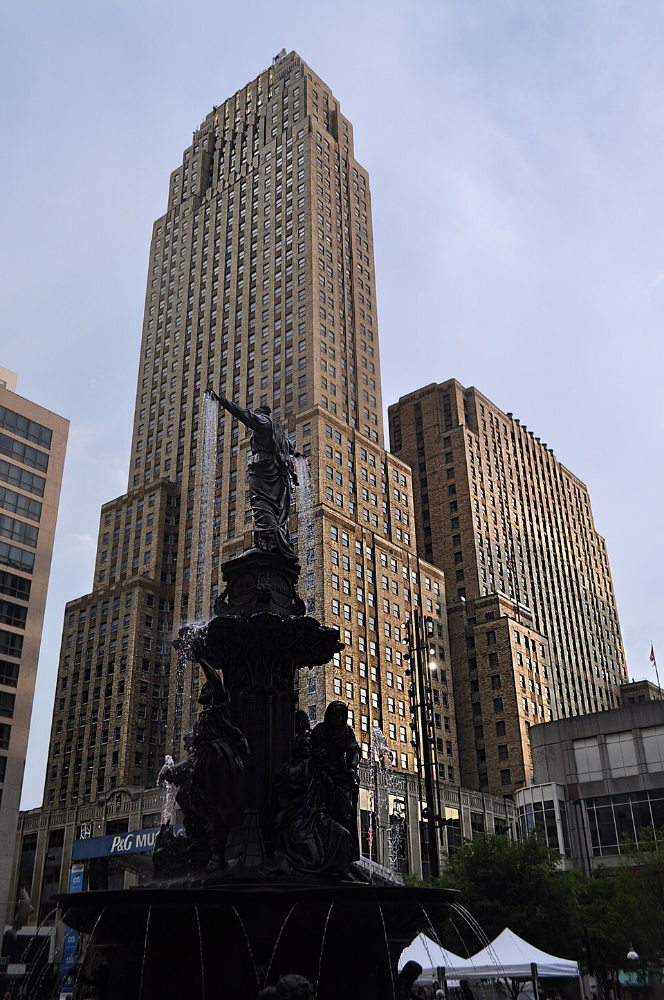 Photograph of Carew Tower