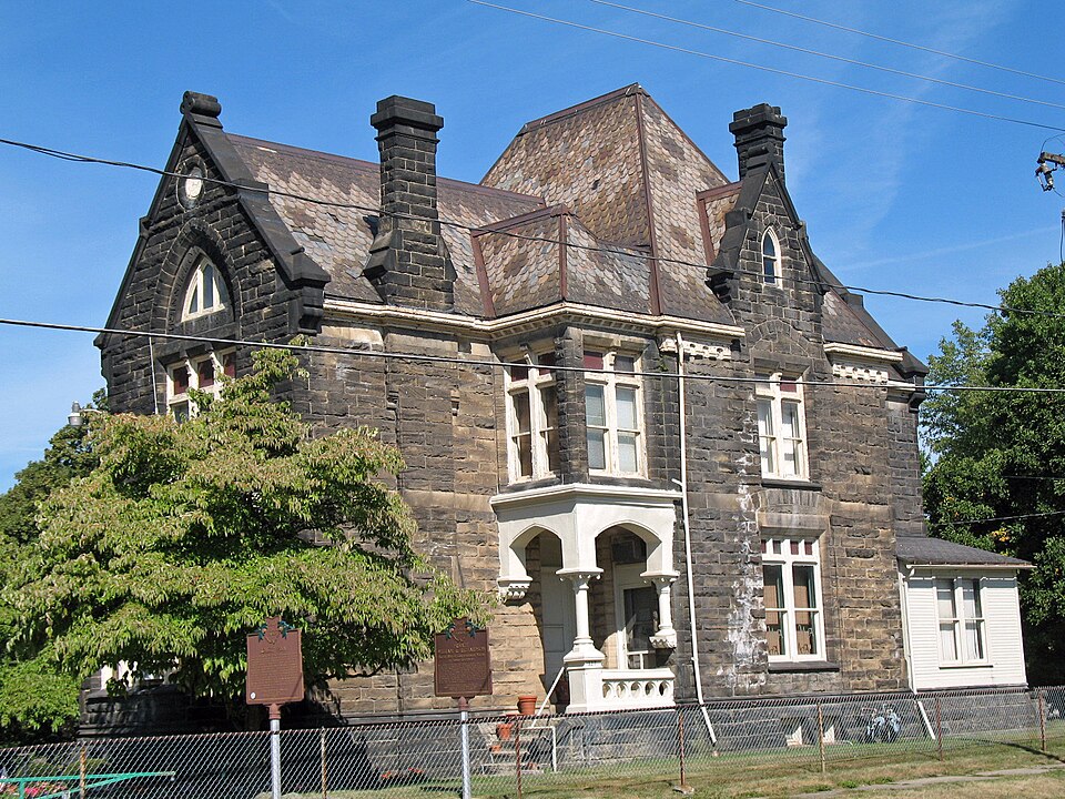 Photograph of Massillon Cemetery Building