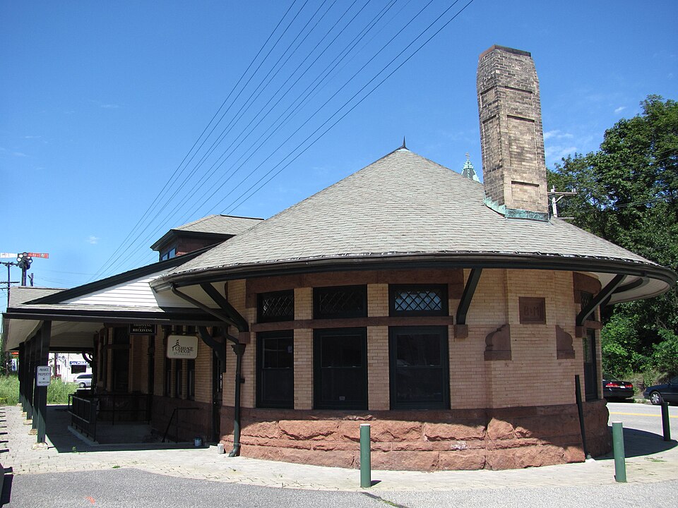 Photograph of Third Railroad Station