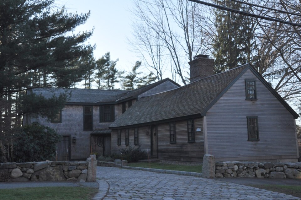 Photograph of Holt-Cummings-Davis House