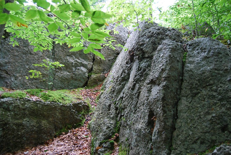 Photograph of Anawan Rock