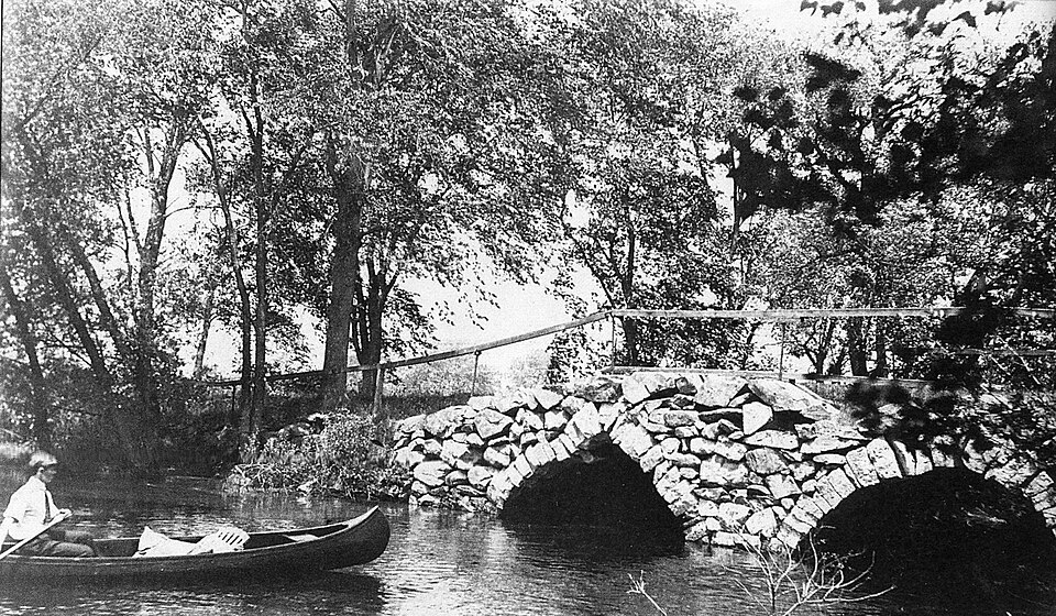 Photograph of Double-arch Sandstone Bridge