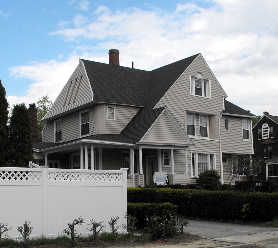 Photograph of House at 491 Prospect Street