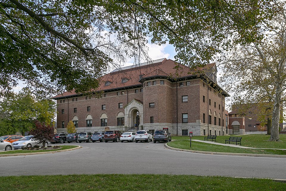 Photograph of Edwards Gymnasium and Pfieffer Natatorium