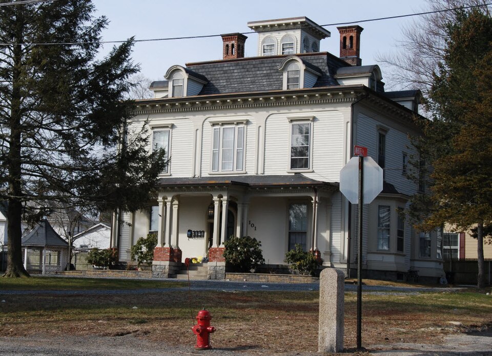 Photograph of William Lawrence House