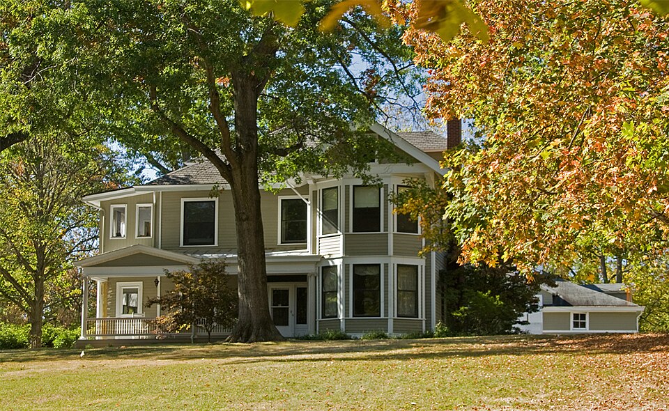 Photograph of Elmer Hess House