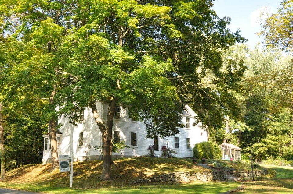 Photograph of Thomas Low House