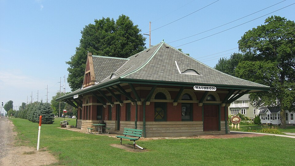 Photograph of Wauseon Lake Shore and Michigan Southern Railroad Depot