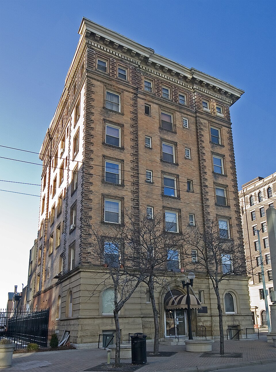 Photograph of Insco Apartments Building