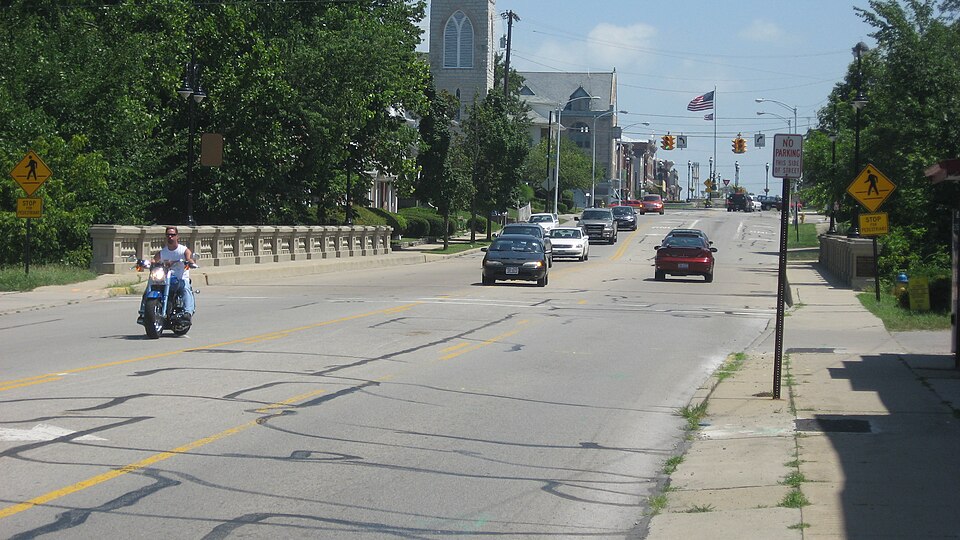Photograph of Broadway Bridge