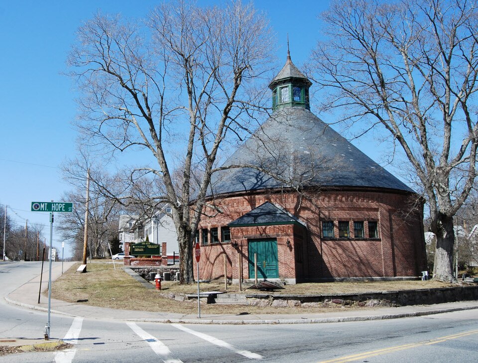 Photograph of Attleborough Falls Gasholder Building