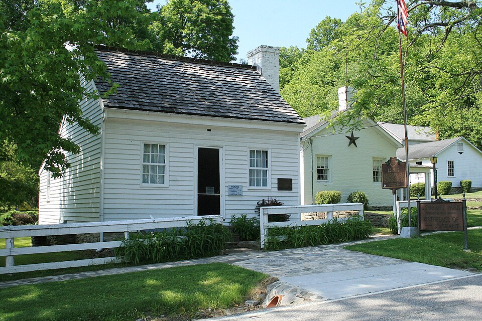 Photograph of Grant Birthplace