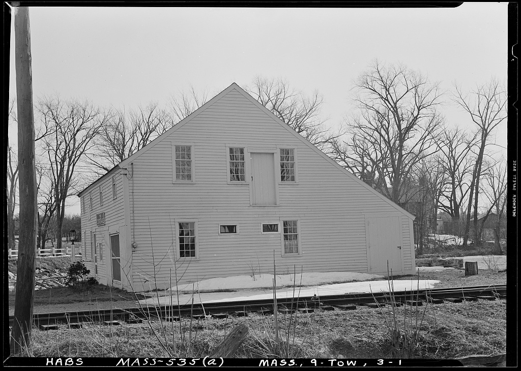 Spaulding Cooperage Shop, photograph filed with the federal survey