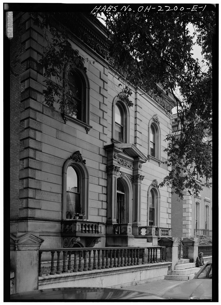 Allan Gazlay House, photograph filed with the federal survey