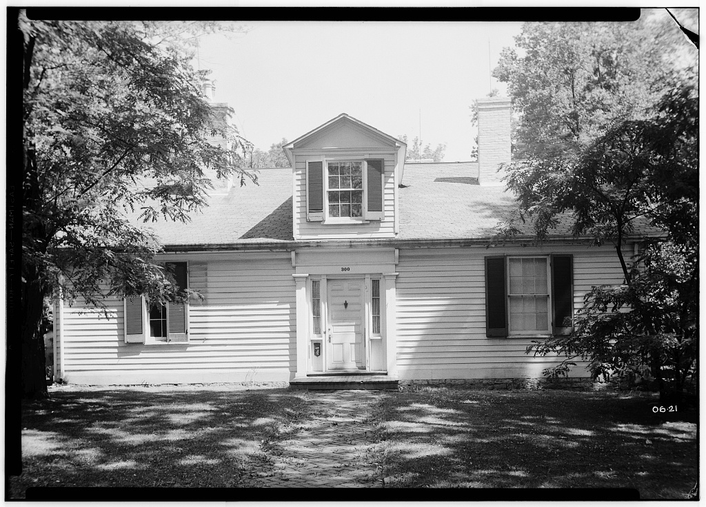 "Guest House", photograph filed with the federal survey