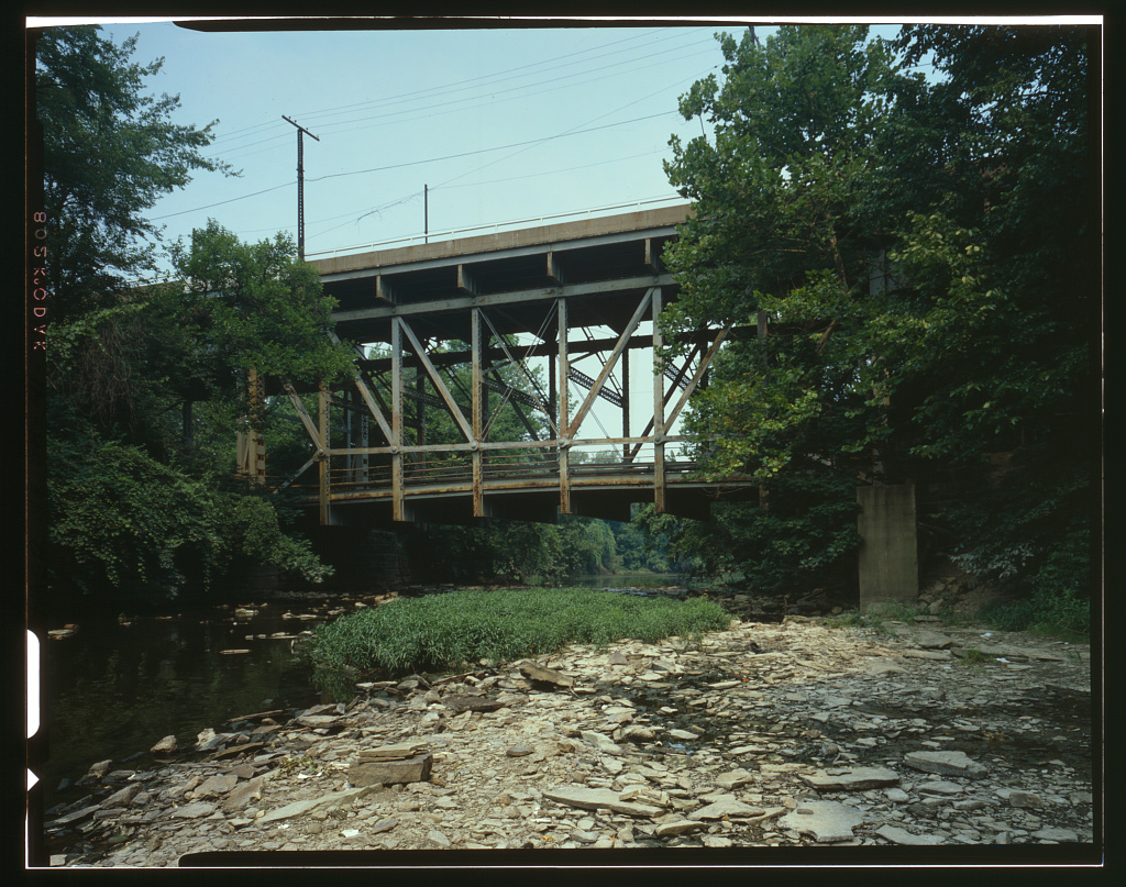 Mahoning Avenue Pratt Double-Deck Bridge, Spanning Mill Creek at Mahoning Avenue (C.R. 319), Youngstown, Mahoning County, OH, photograph filed with the federal survey