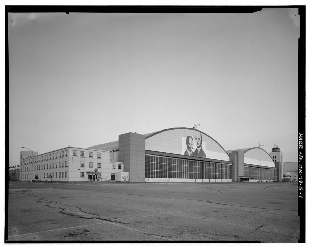 Wright-Patterson Air Force Base, Area B, Building 1/9, Flight Test Hangars, On flightline between Ninth & Tenth Streets, Dayton, Montgomery County, OH, photograph filed with the federal survey