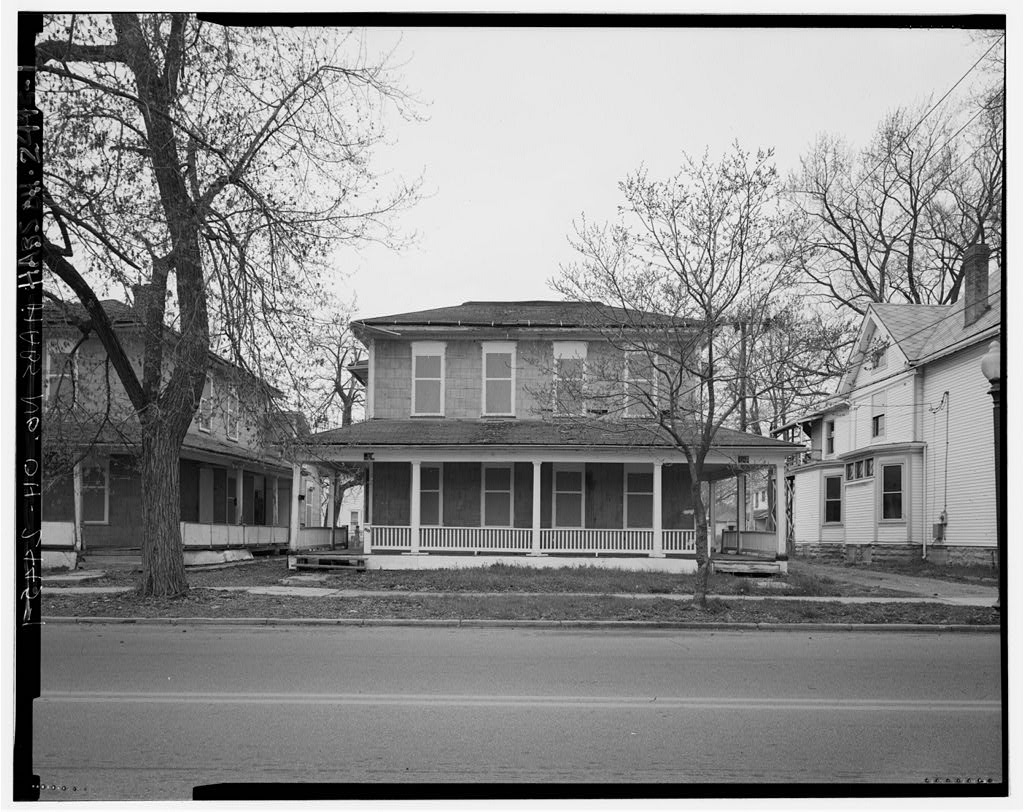 1113-15 South Fountain Avenue (house), Springfield, Clark County, OH, photograph filed with the federal survey