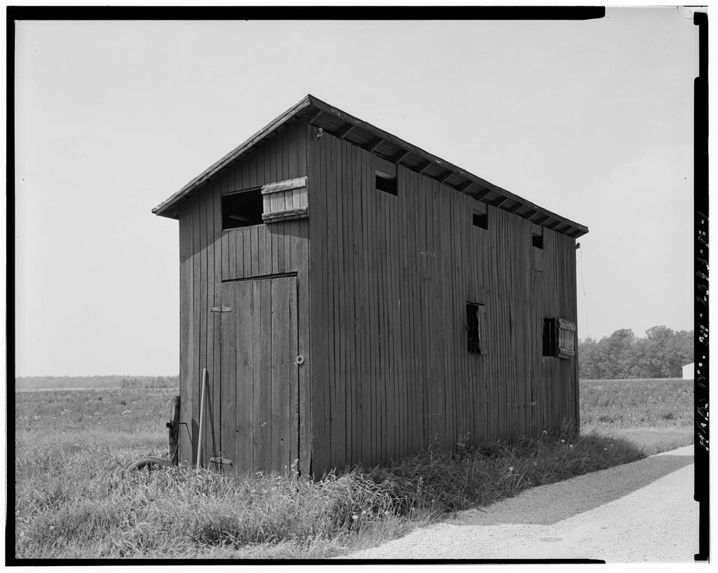 William Hoelscher Farmstead, photograph filed with the federal survey