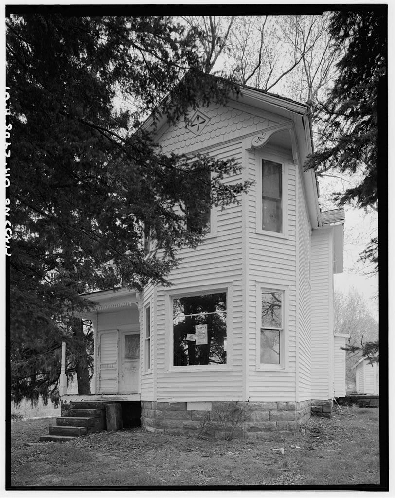 Joseph H. Marshall Farmstead, photograph filed with the federal survey