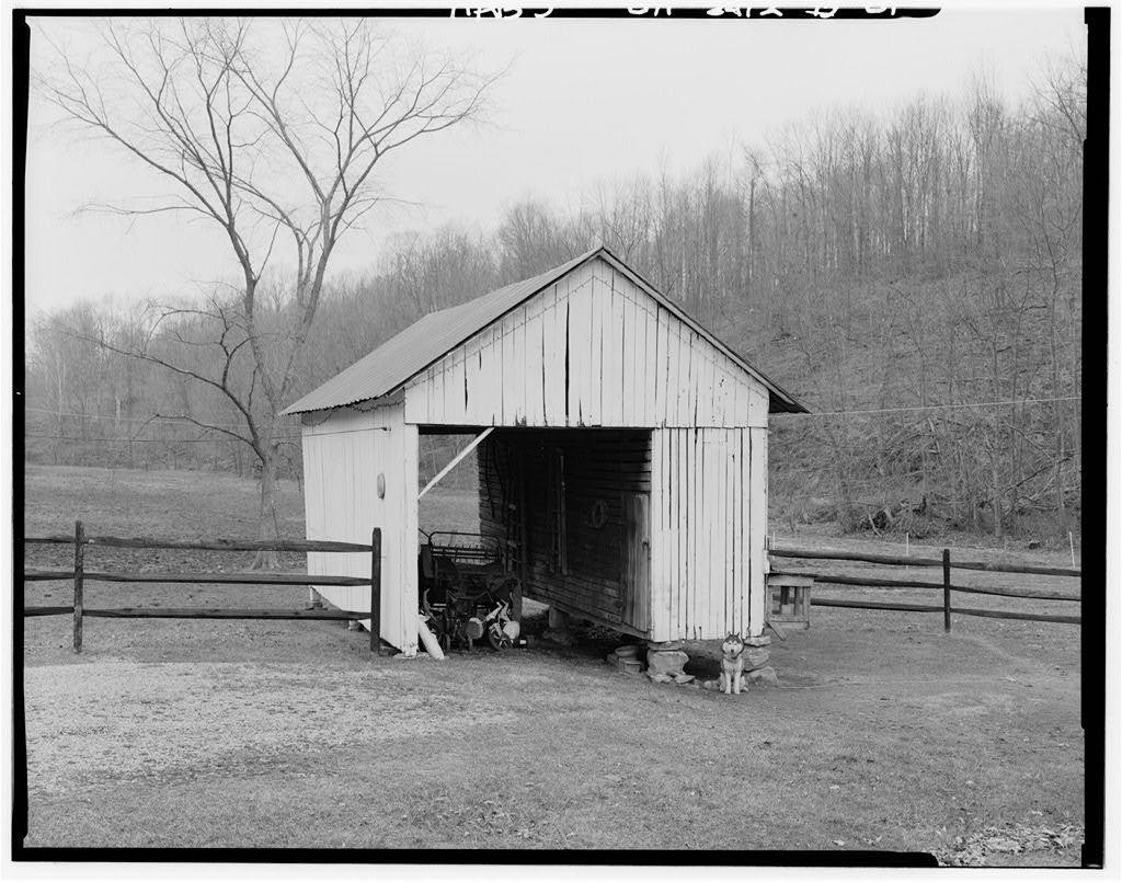 Harlow Lewis Calvert Farmstead, photograph filed with the federal survey