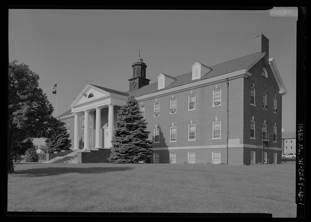 National Home for Disabled Volunteer Soldiers, Central Branch, Administration Building, 4100 West Third Street, Dayton, Montgomery County, OH, photograph filed with the federal survey